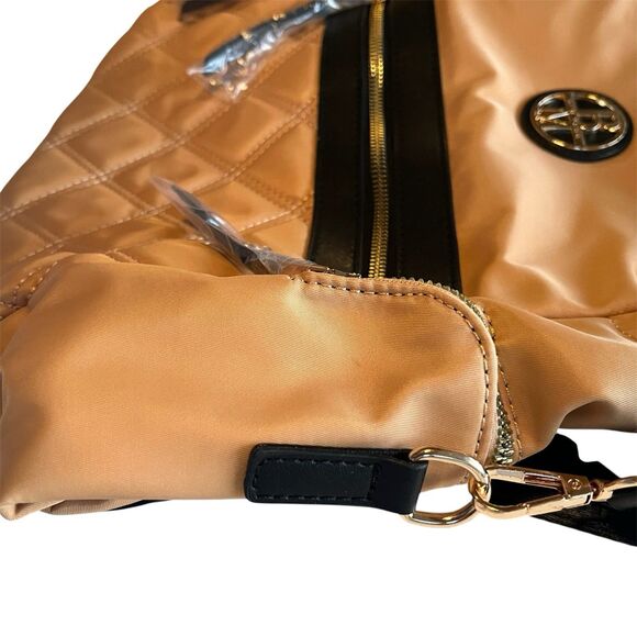 Badgley Mischka NY Gold Quilted Convertible Backpack Purse Black Trim NWT main image 6